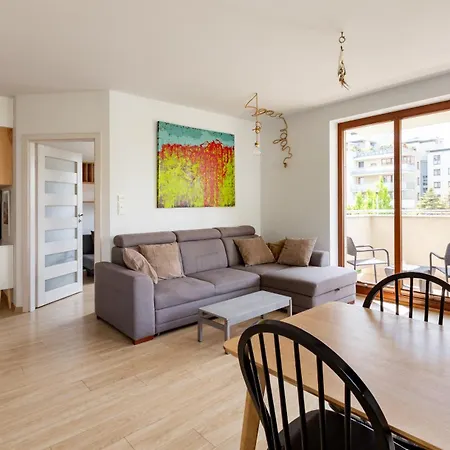 Oliwa Park Spacious Апартаменты *
